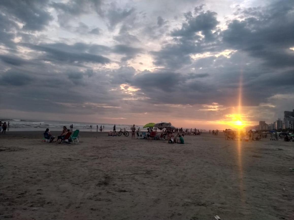 O Ap Do Fe - Apartamento Praia Grande - Vila Tupi Bagian luar foto